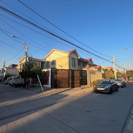 Hostel Tu Espacio Re - Casa Cerca Del Aeropuerto Santiago Buitenkant foto